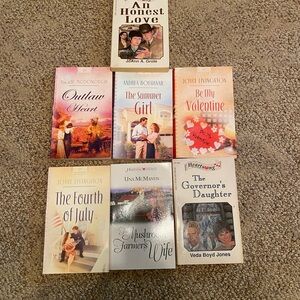 7 Heartsong Paperback Books